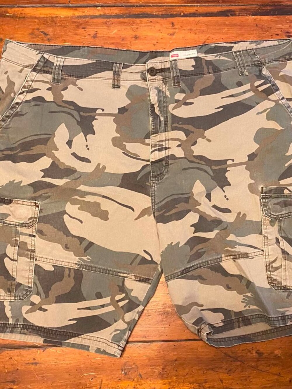 WRANGLER Men’s Camo Cargo Shorts, Size 48x10